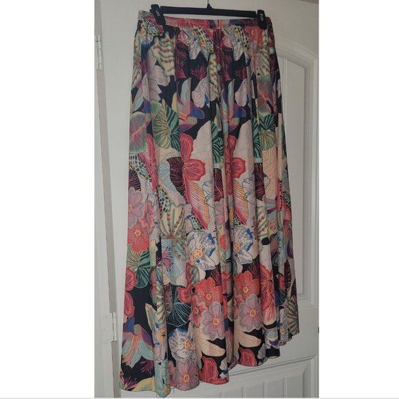 Christian Siriano Flowy skirt - Picture 1 of 2